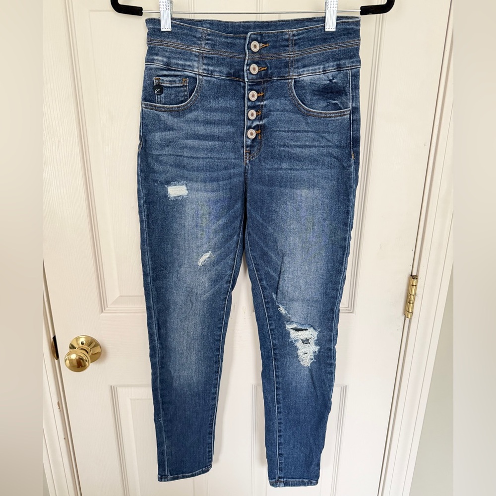 Kancan curvy distressed skinny jeans